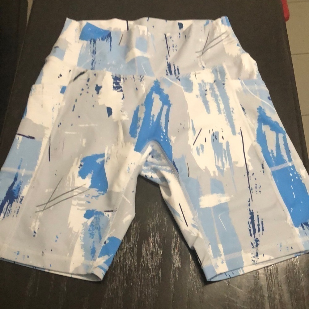 Buffbunny Motion Biker Shorts Size Small